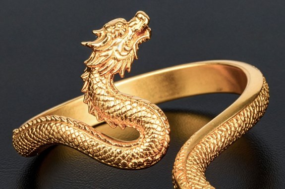 Umicore MDS - Electroforming as a Service - Implementation at an Unbeatable Value - Series Production